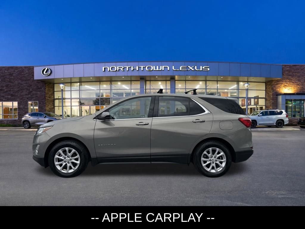 Used 2018 Chevrolet Equinox LT w/ LPO, Floor Liner Package FWD image 2