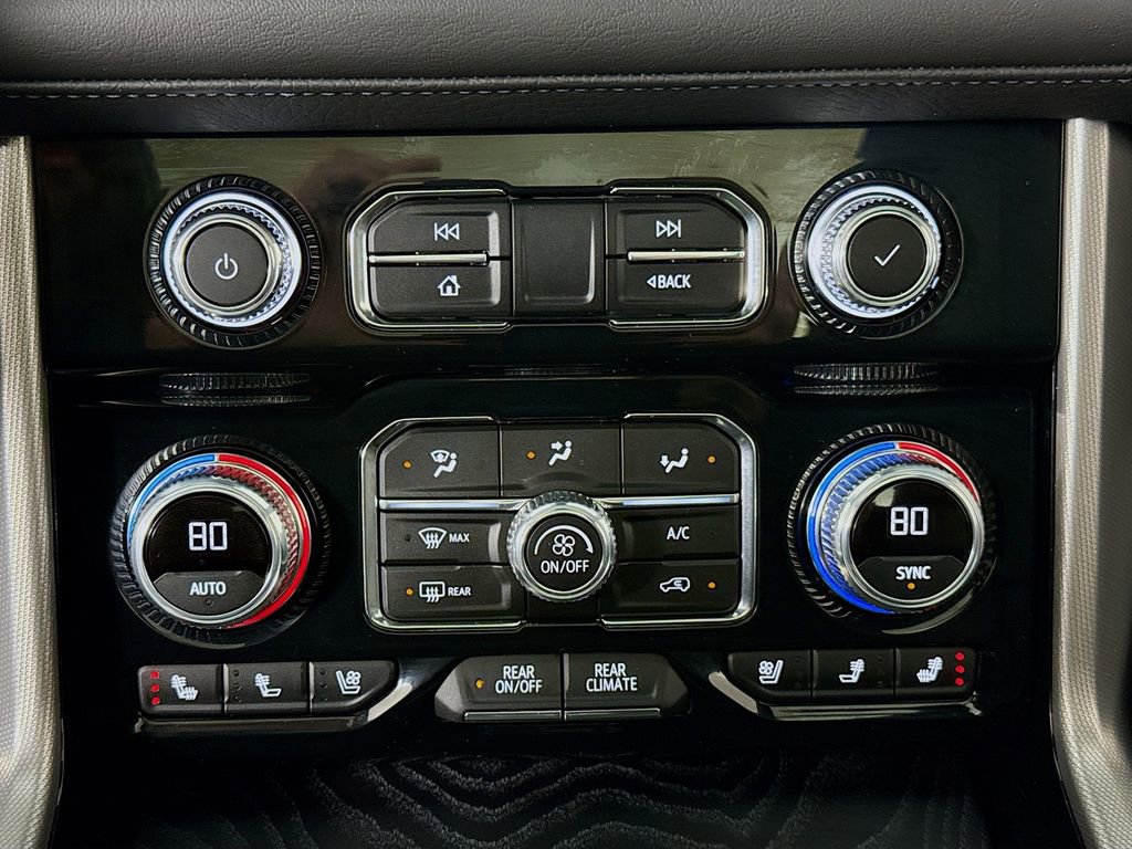 Used 2023 GMC Yukon Denali image 16
