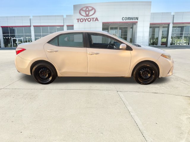 Used 2016 Toyota Corolla L FWD image 6