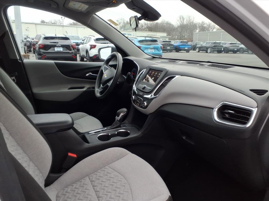 Used 2023 Chevrolet Equinox LS image 19