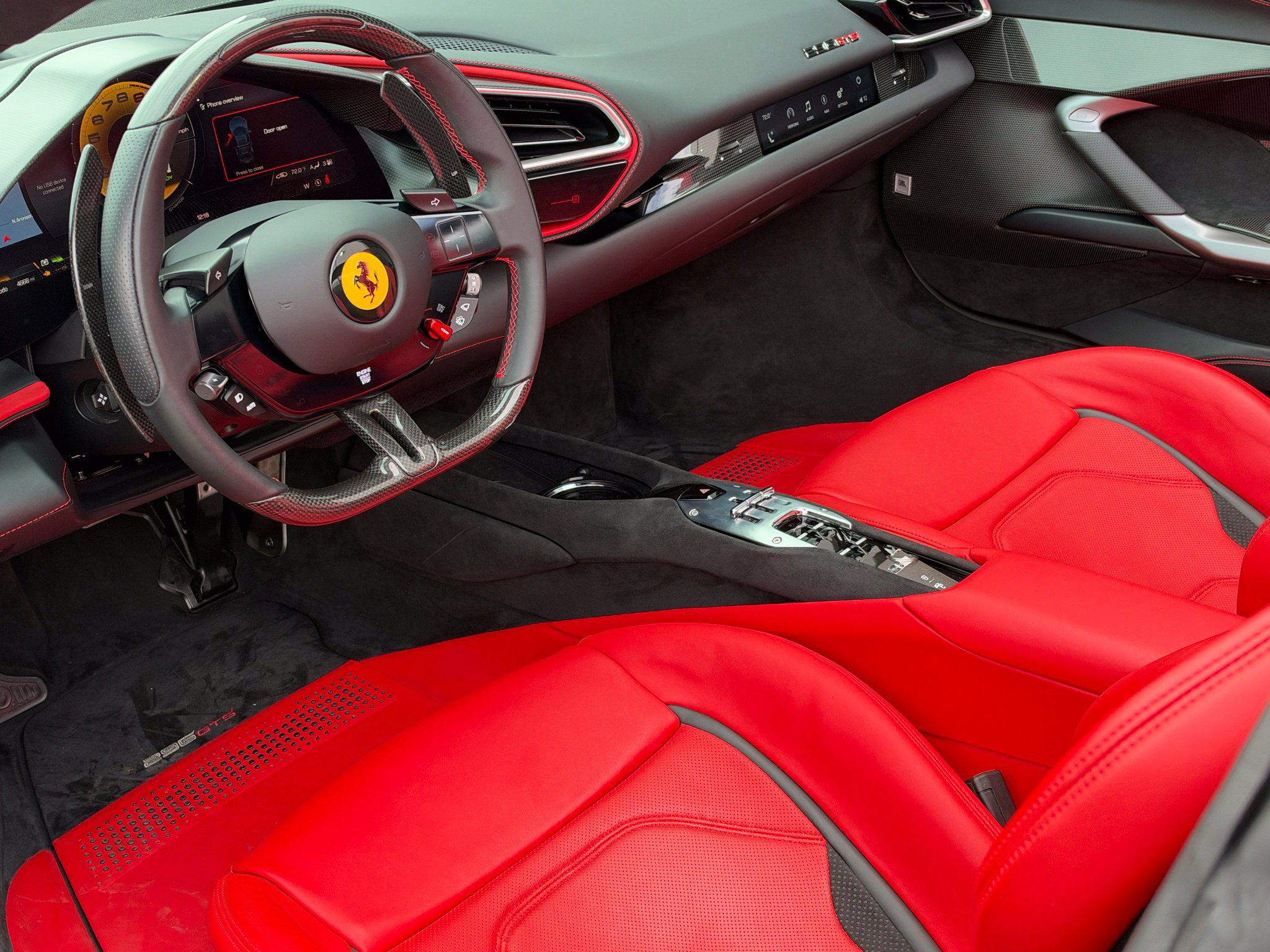 Used 2023 Ferrari 296 GTS RWD image 23