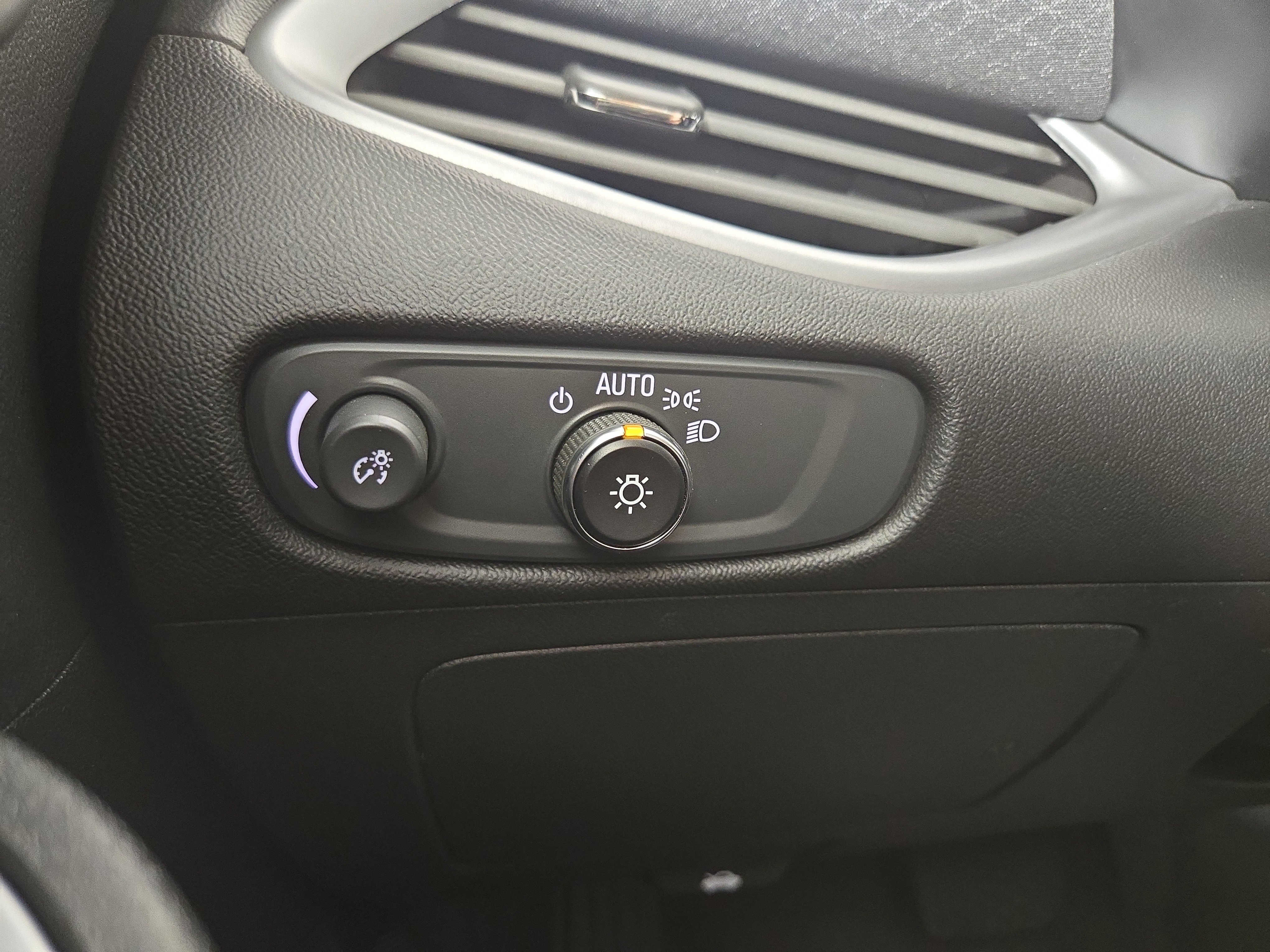 Certified 2023 Chevrolet Malibu LT w/ Sport Edition image 25