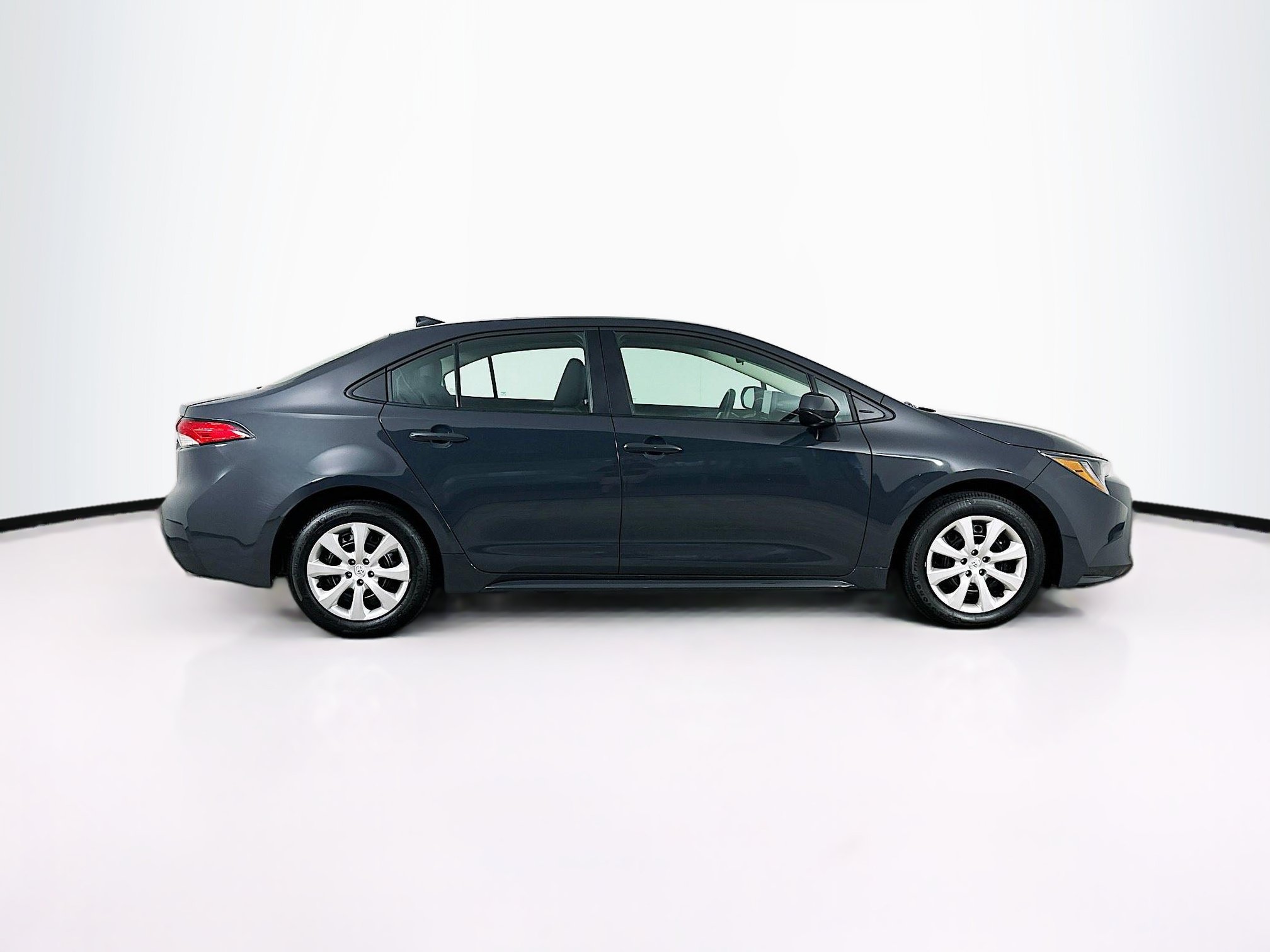 Used 2026 Toyota Corolla LE FWD image 10