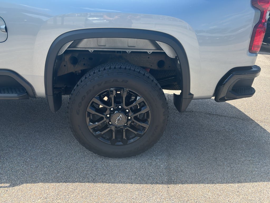New 2025 Chevrolet Silverado 2500 Custom w/ Custom Value Package AWD/4WD image 10