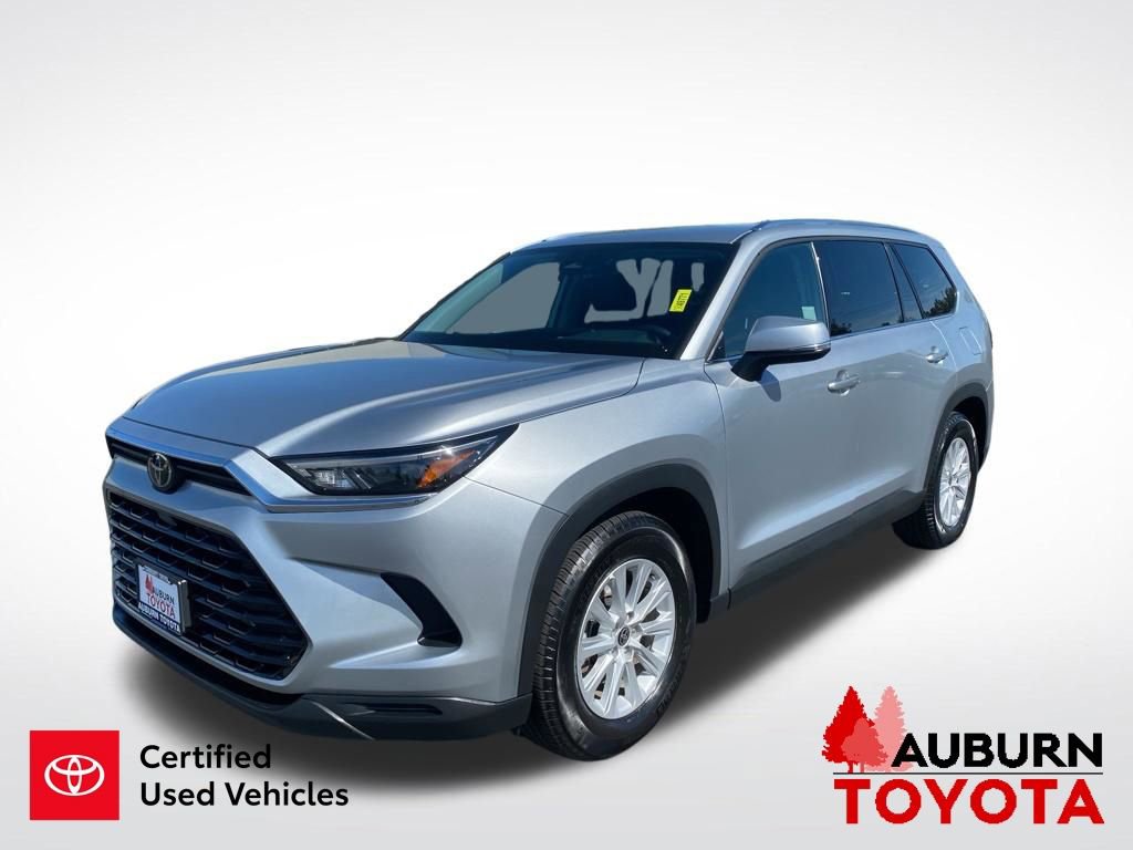 Used 2025 Toyota Grand Highlander AWD image 3