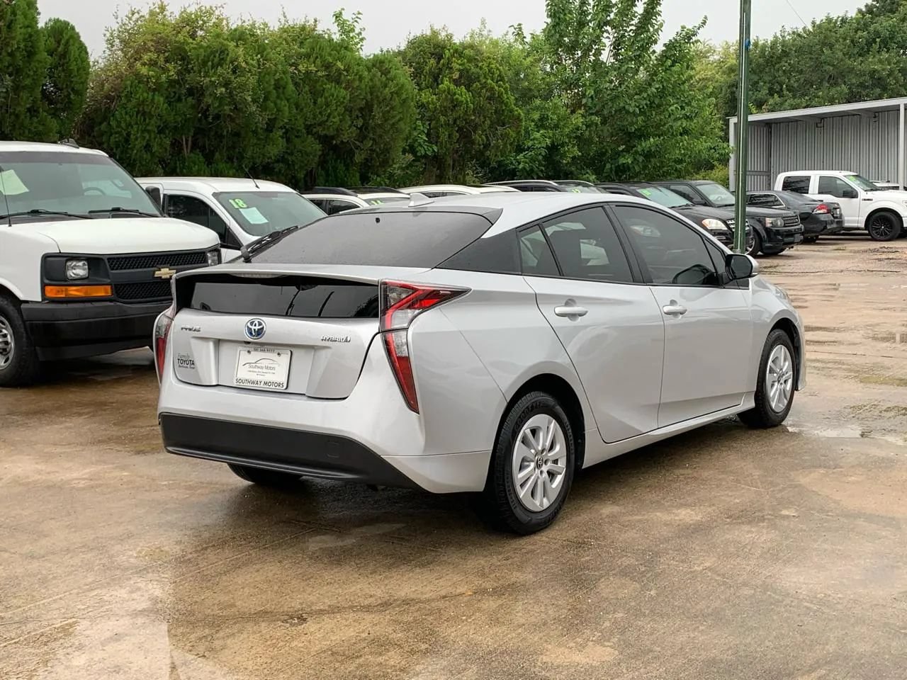 Used 2017 Toyota Prius Two FWD image 7