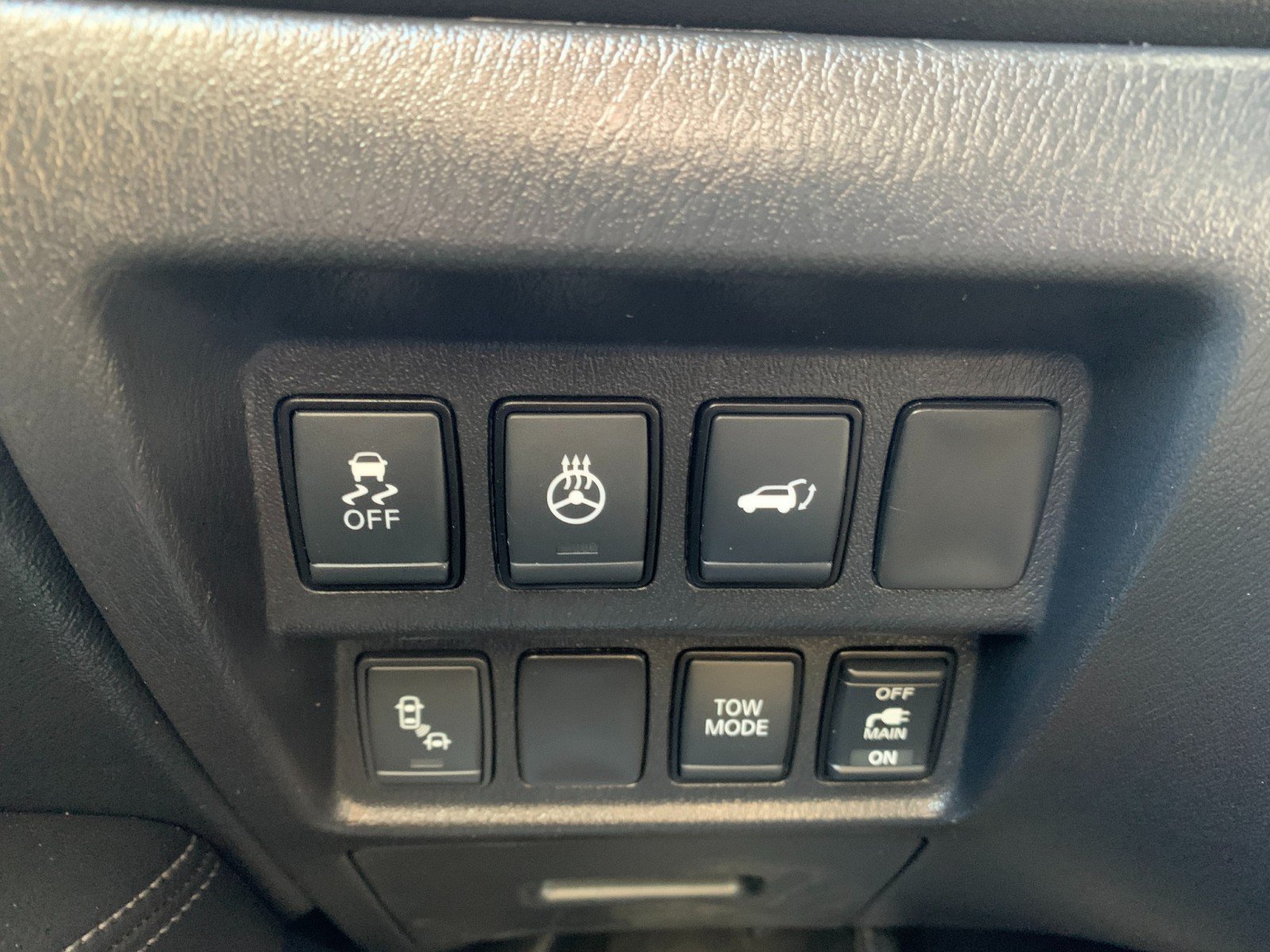 Used 2020 Nissan Pathfinder SL AWD/4WD image 15