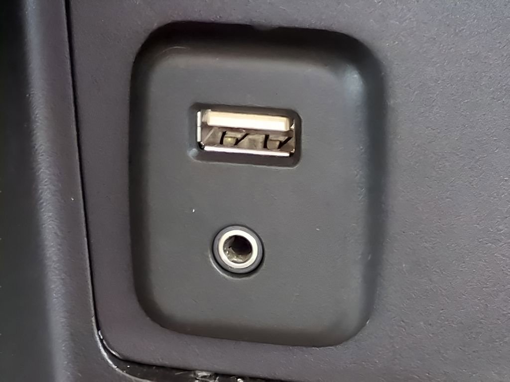 Used 2018 GMC Canyon Denali image 23