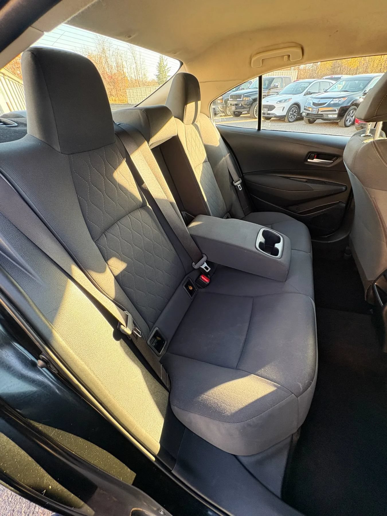 Used 2020 Toyota Corolla LE FWD image 31