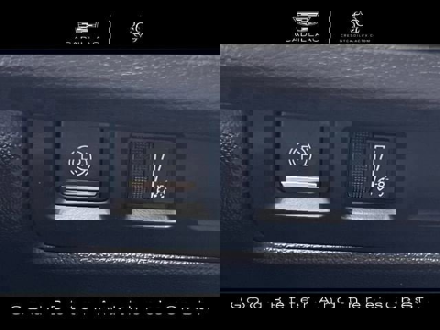 Certified 2024 Cadillac XT4 Premium Luxury image 24