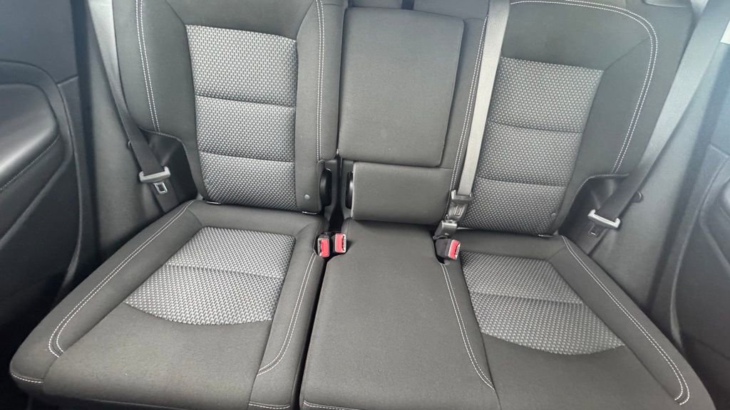 Used 2023 GMC Terrain SLE w/ Driver Convenience Package AWD/4WD image 23