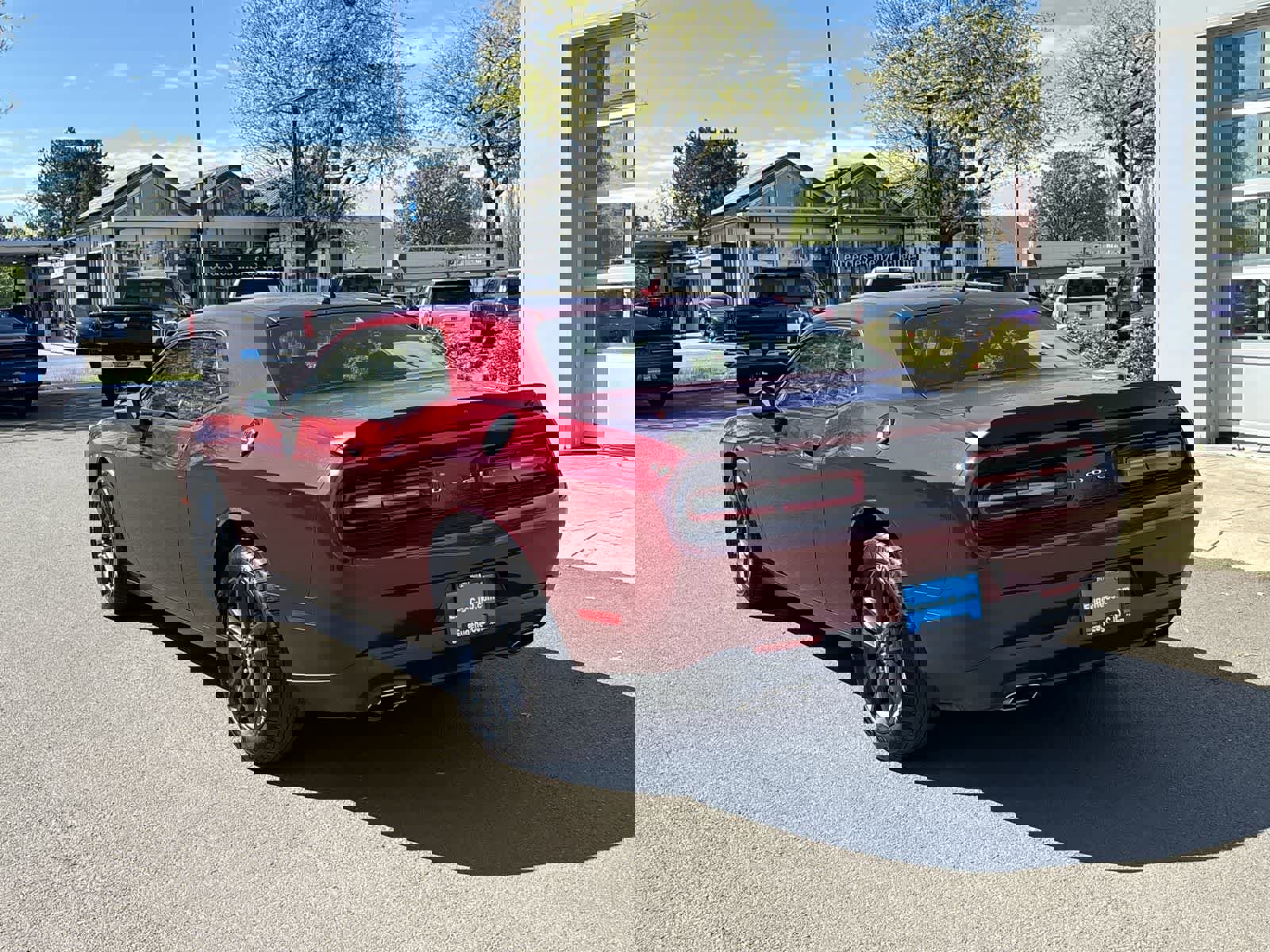 Used 2019 Dodge Challenger SXT w/ Plus Package image 3