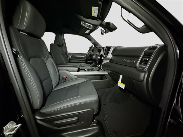 New 2026 RAM 1500 4x4 Crew Cab image 30