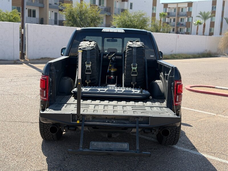 Used 2018 Ford F150 Raptor w/ Equipment Group 802A Luxury AWD/4WD image 14