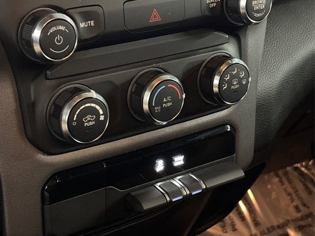Used 2021 RAM 1500 Big Horn image 27