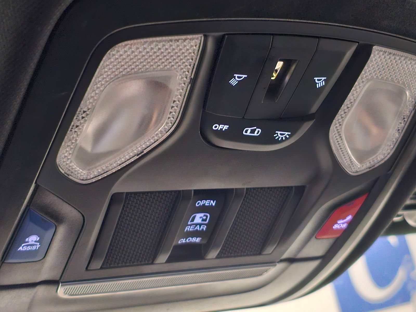 Used 2023 RAM 1500 Big Horn AWD/4WD image 17