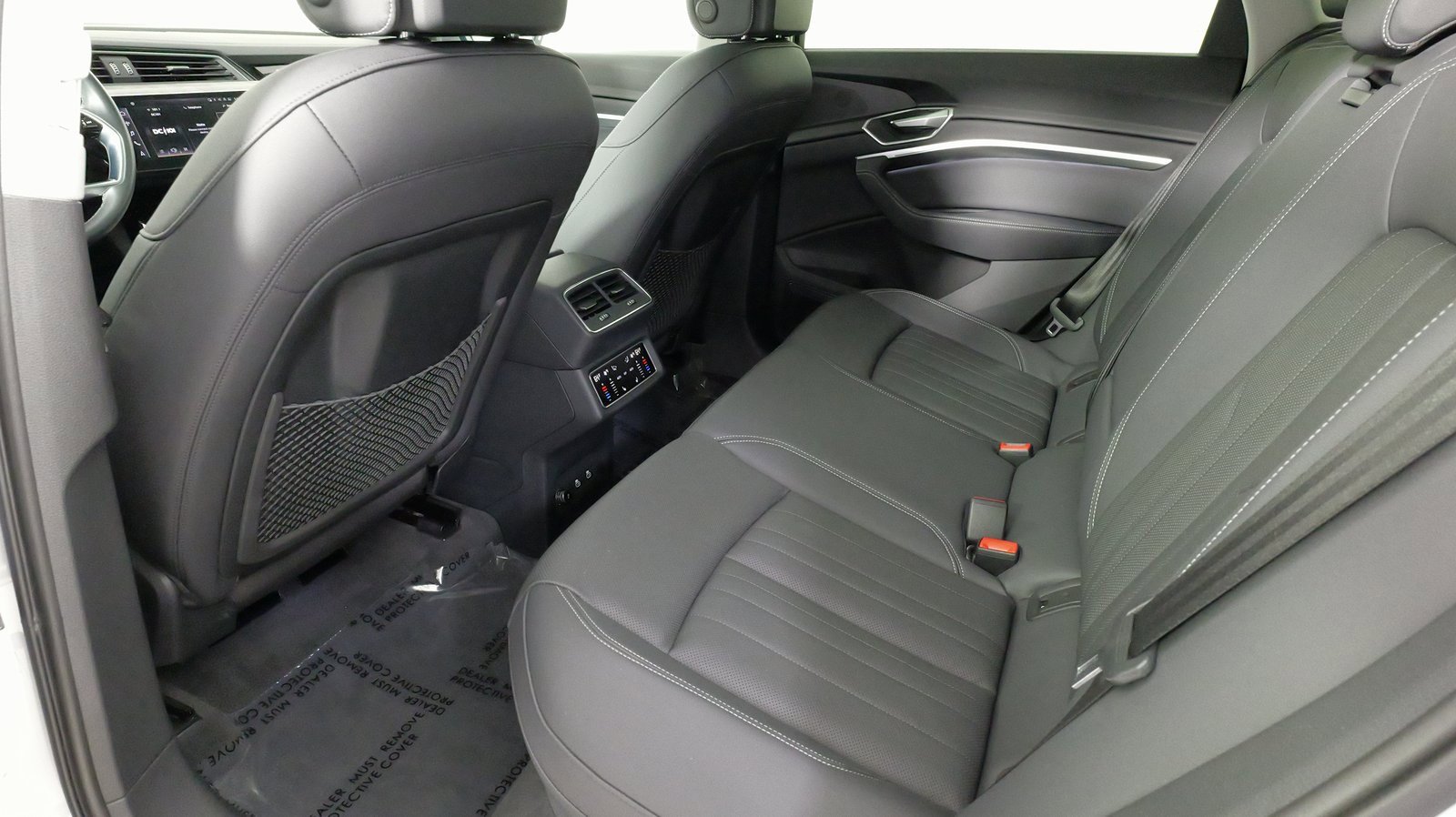 Used 2022 Audi e-tron Premium Plus w/ Premium Plus Package image 50