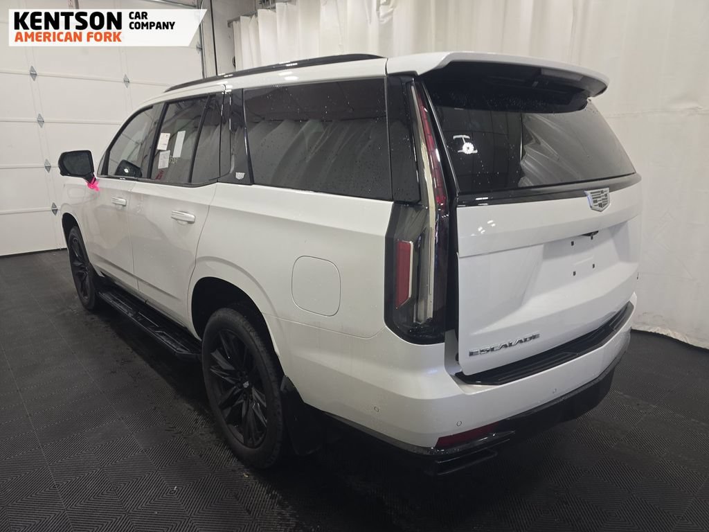 Used 2024 Cadillac Escalade Sport w/ LPO, Floor Liner Package AWD/4WD image 4