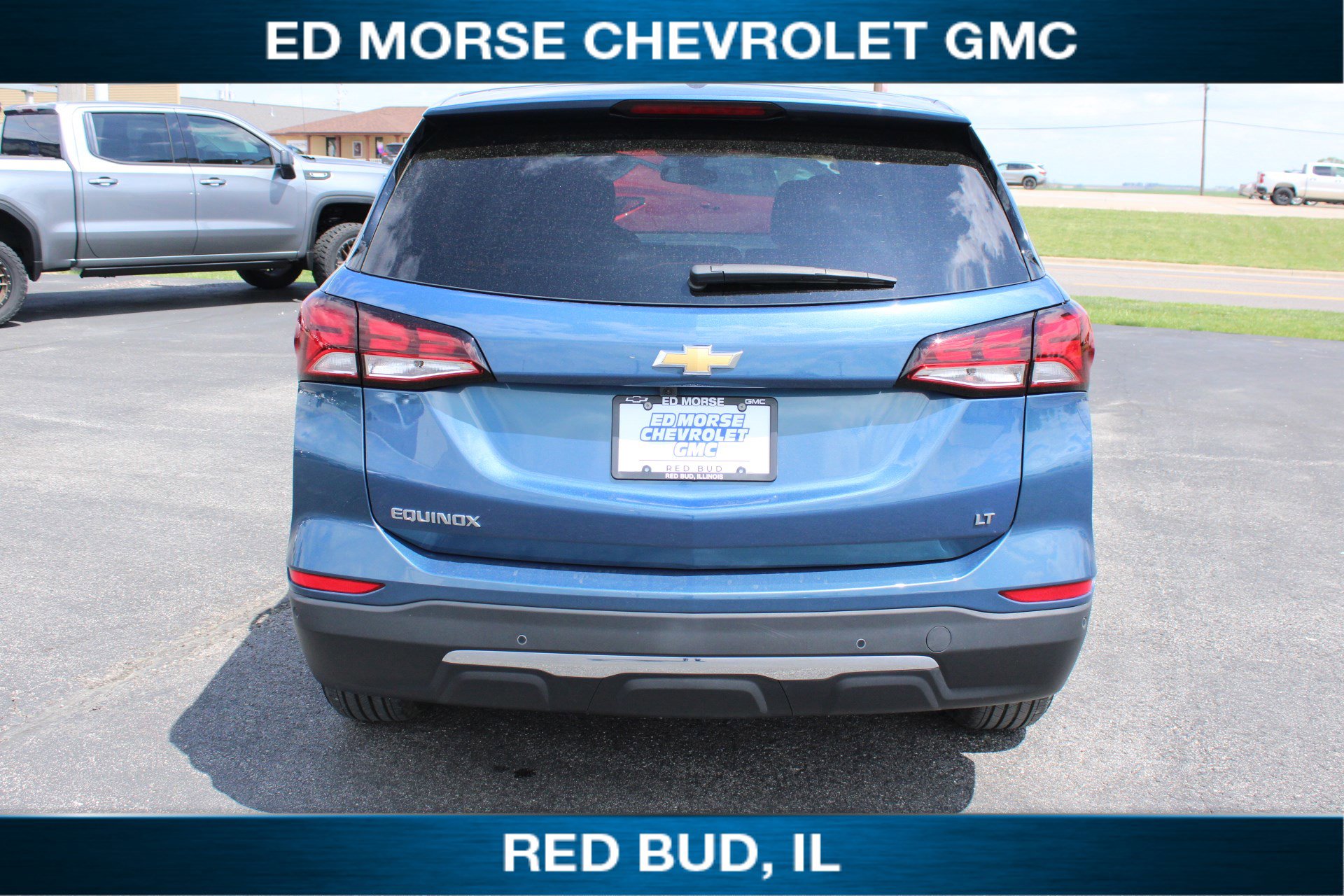 Used 2024 Chevrolet Equinox LT w/ LPO, Floor Liner Package image 17