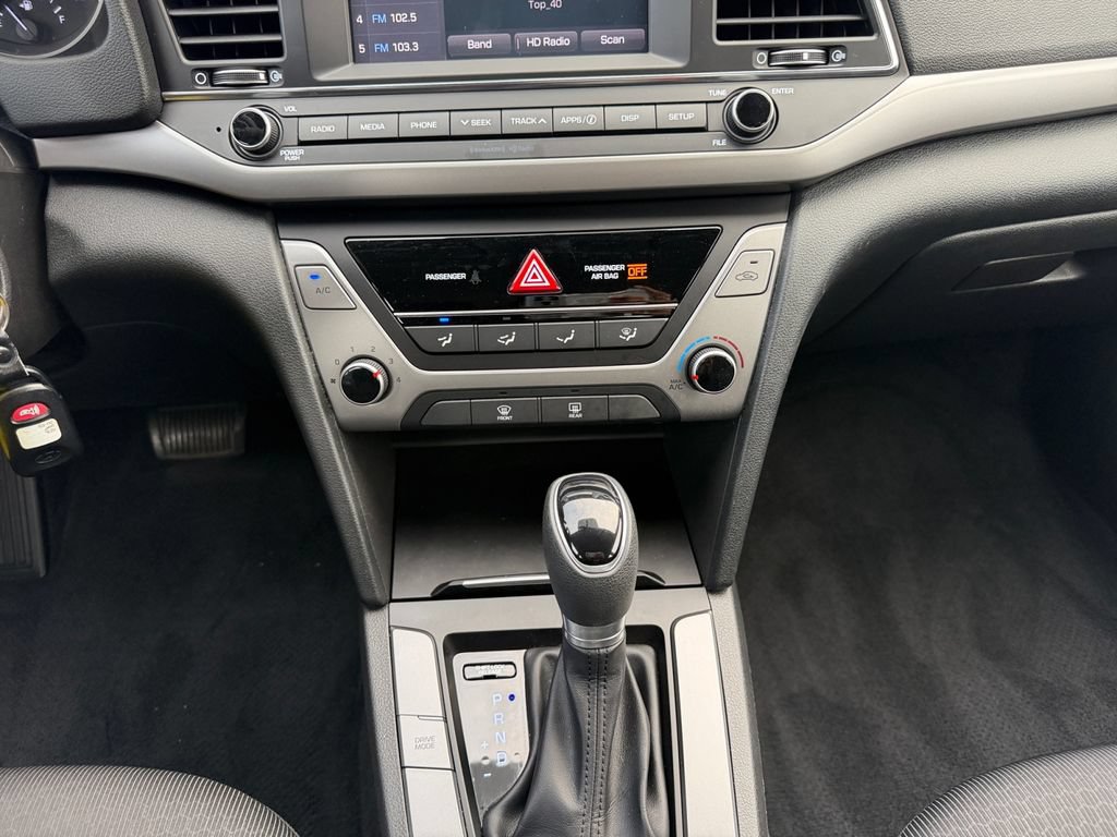 Used 2018 Hyundai Elantra SEL FWD image 11