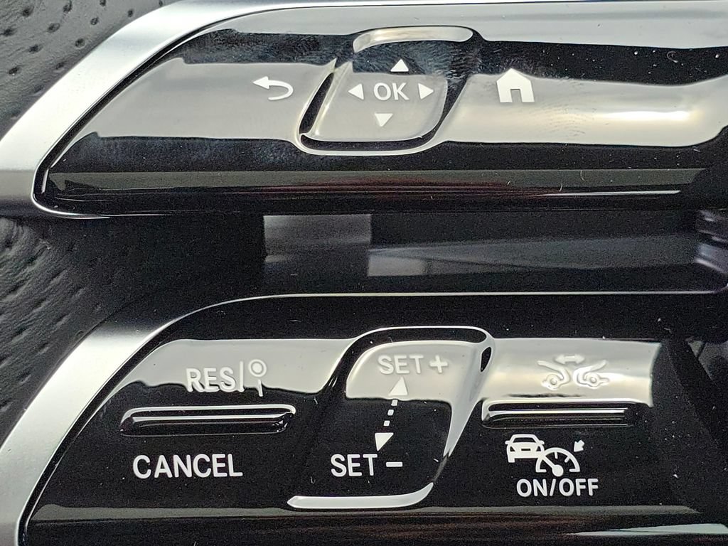 New 2026 Mercedes-Benz C 300 4MATIC Sedan image 35