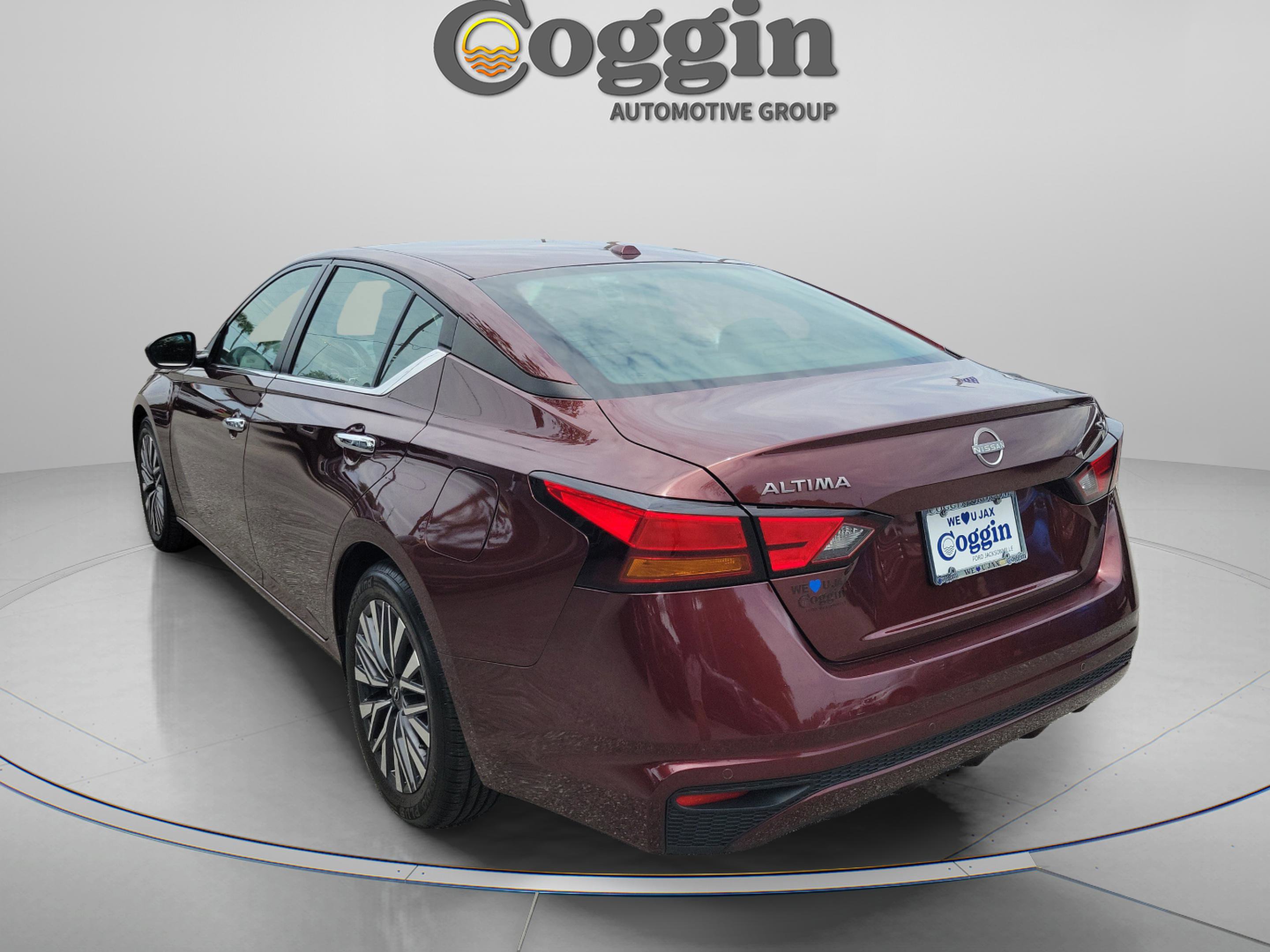 Used 2024 Nissan Altima 2.5 SV FWD video 2