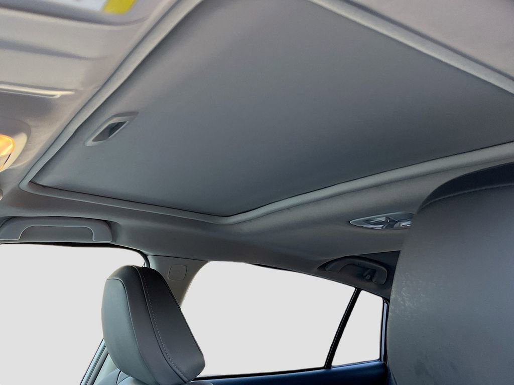 Used 2021 Subaru Crosstrek 2.5i Sport w/ Moonroof Package image 22