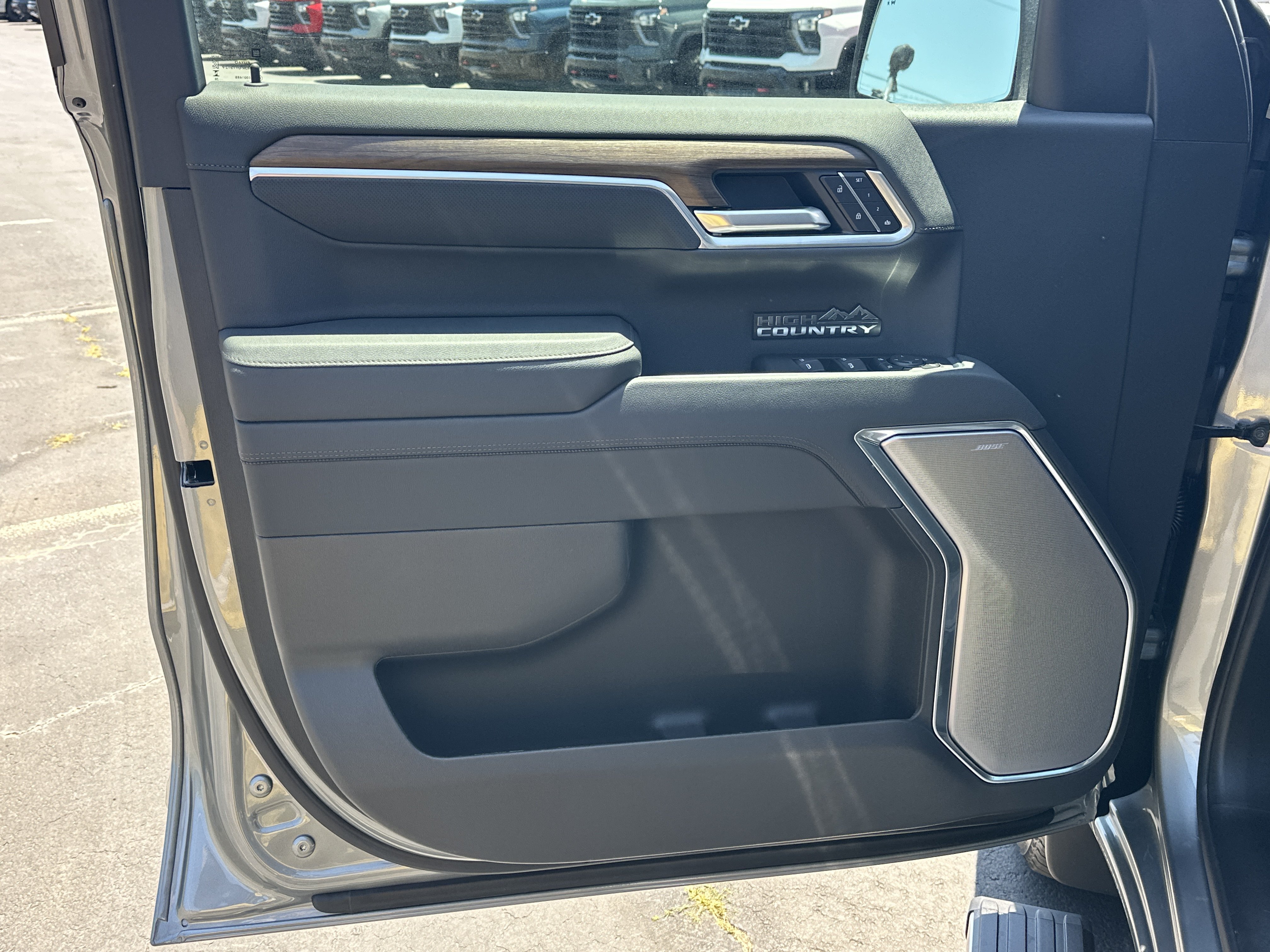 New 2026 Chevrolet Silverado 1500 High Country AWD/4WD image 12