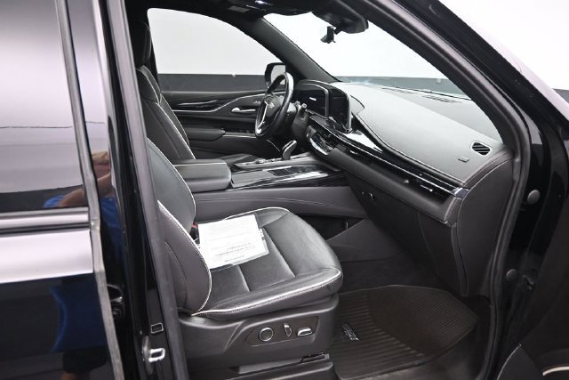 Used 2021 Cadillac Escalade Sport w/ Driver Assist Tech Package AWD/4WD image 10
