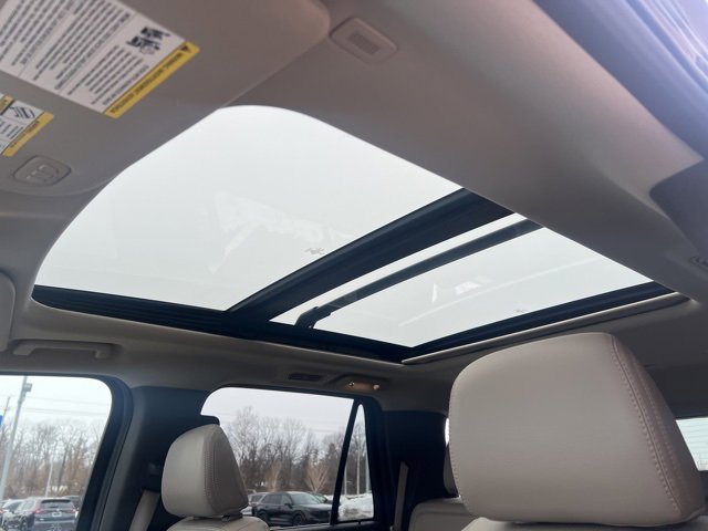 Used 2021 Ford Expedition Limited image 13