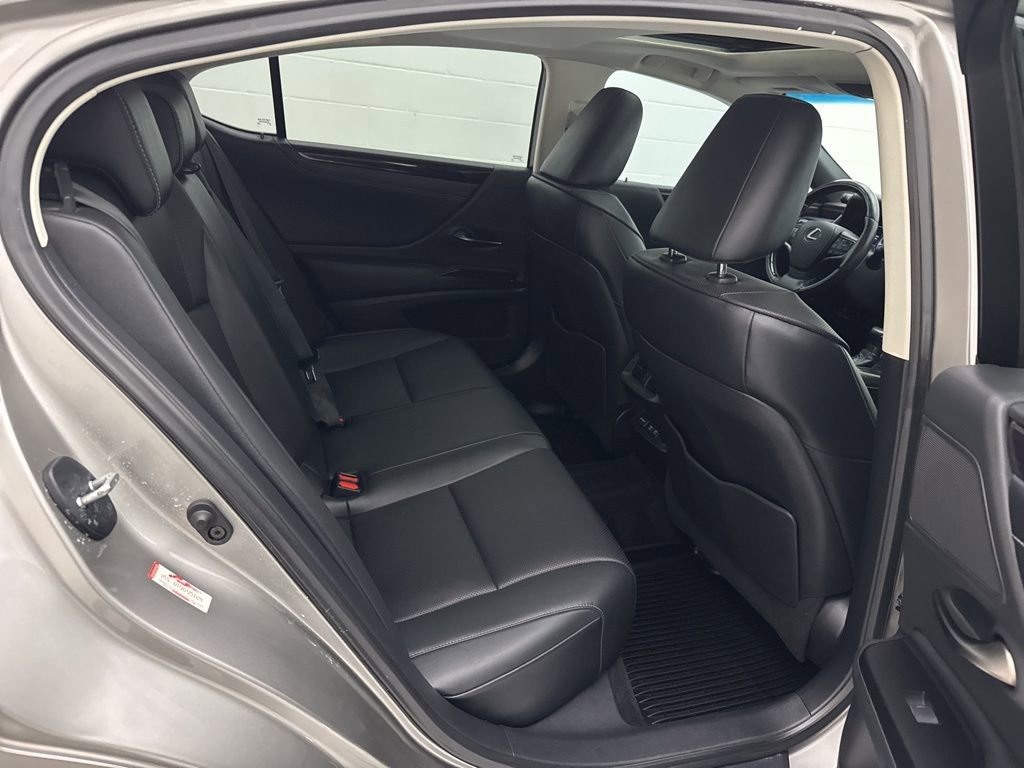 Used 2020 Lexus ES 350 w/ Premium Package image 45