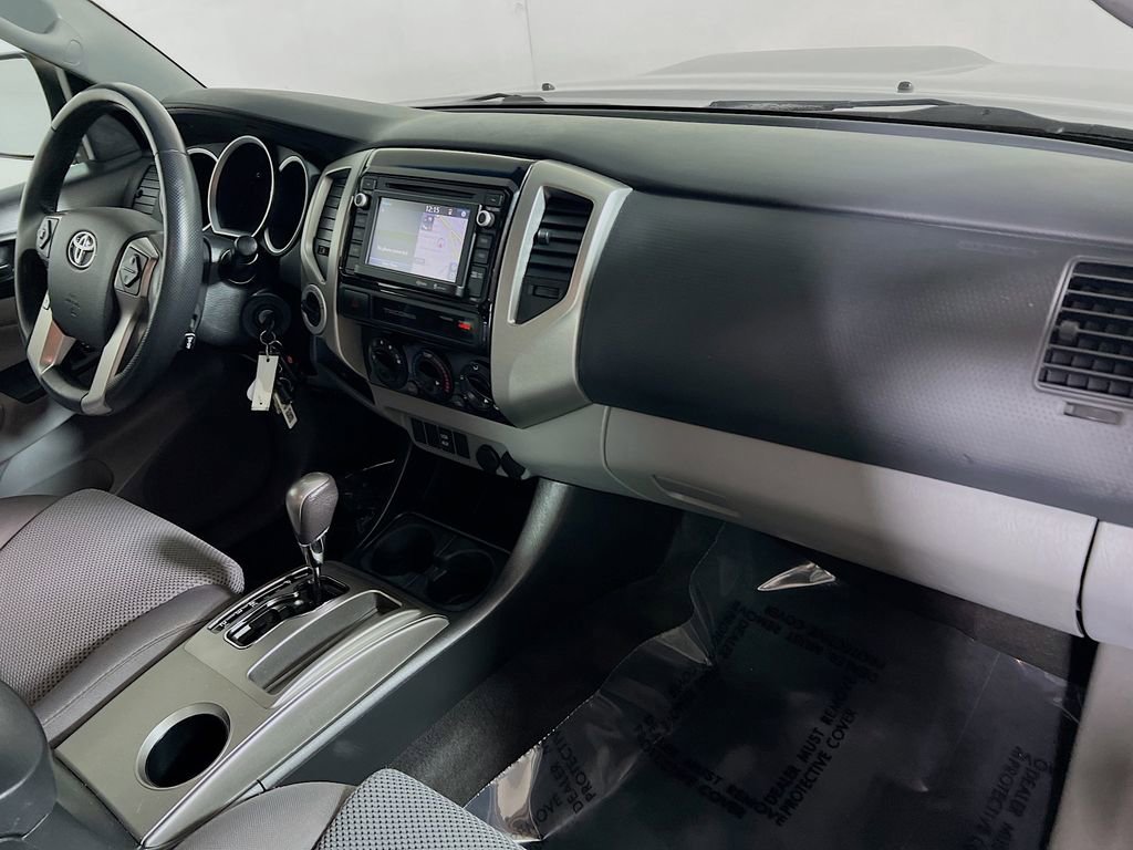 Used 2015 Toyota Tacoma 4x4 Double Cab w/ TRD Sport Package image 26