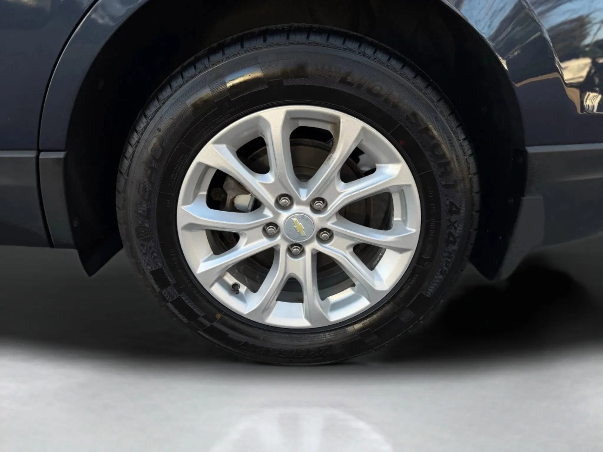 Used 2019 Chevrolet Equinox LS image 31