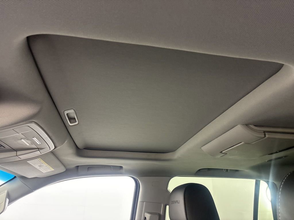 Used 2019 GMC Yukon Denali w/ Open Road Package image 15