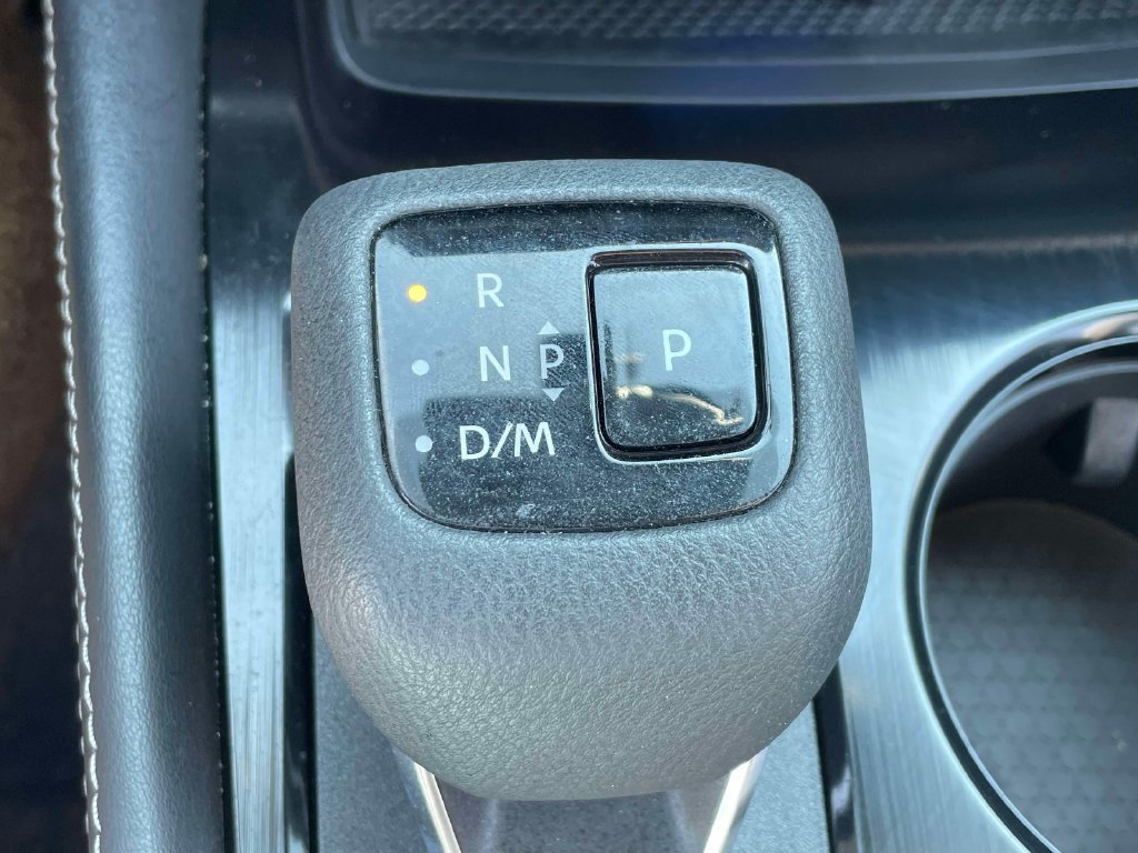 Used 2023 Nissan Rogue SL AWD/4WD image 29