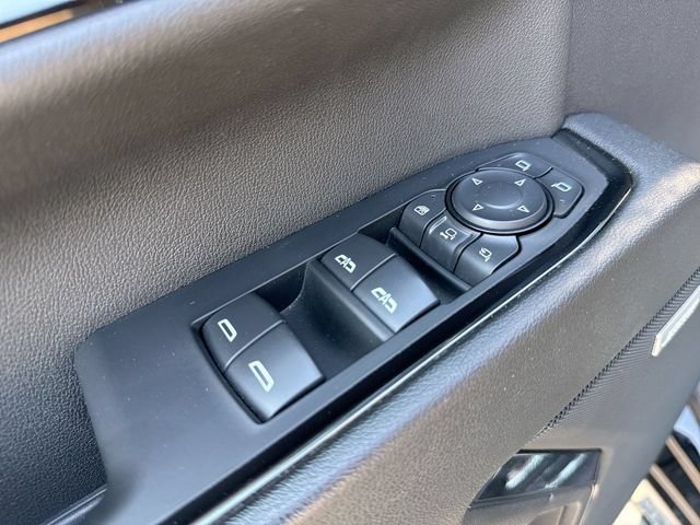 Used 2024 GMC Sierra 2500 AT4 w/ Technology Package AWD/4WD image 13