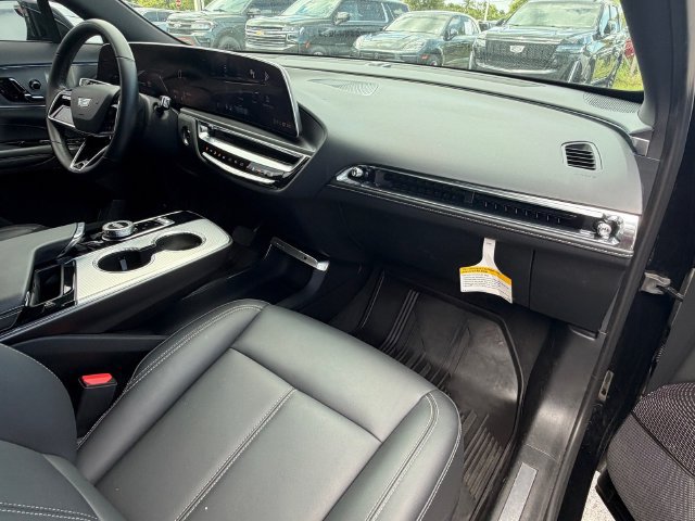 Used 2024 Cadillac Lyriq Tech w/ Driver Assist Package AWD/4WD image 15