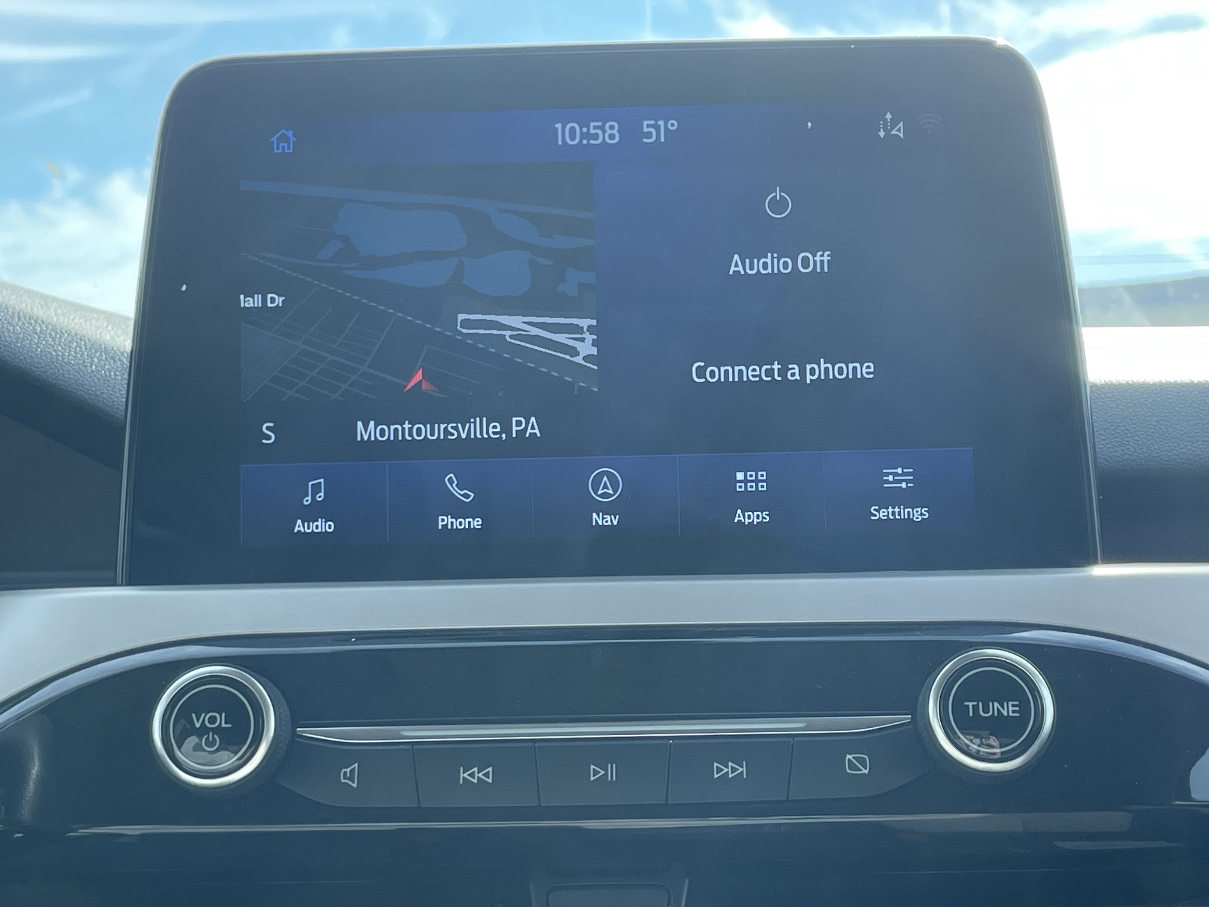 Used 2020 Ford Escape SE image 24