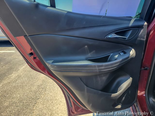 Used 2023 Buick Encore GX Select w/ Sport Touring Package FWD image 25
