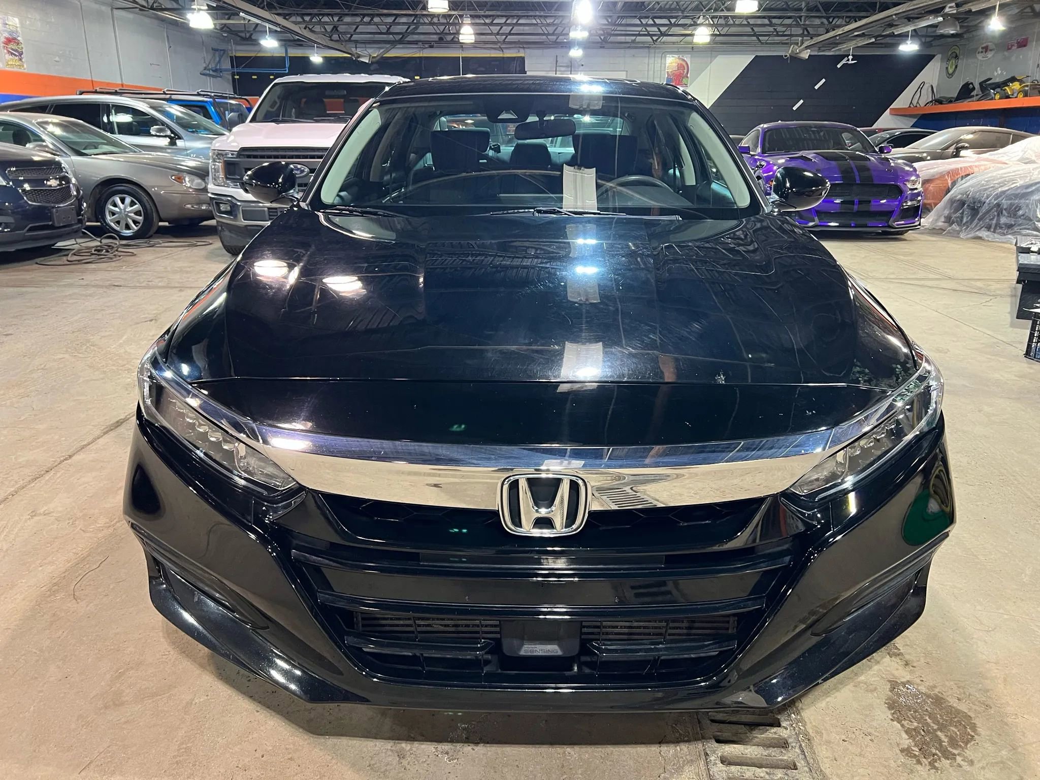 Used 2018 Honda Accord EX image 8