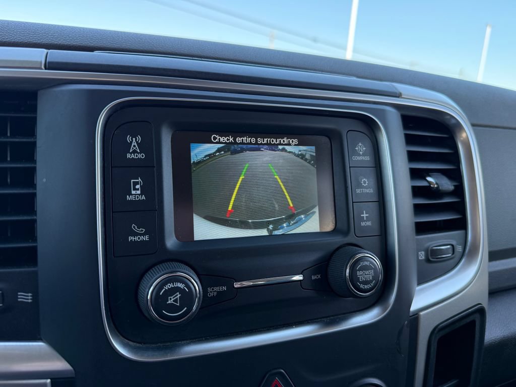 Used 2019 RAM 1500 Classic SLT AWD/4WD image 28