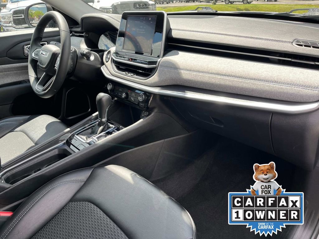 Used 2022 Jeep Compass Latitude image 23