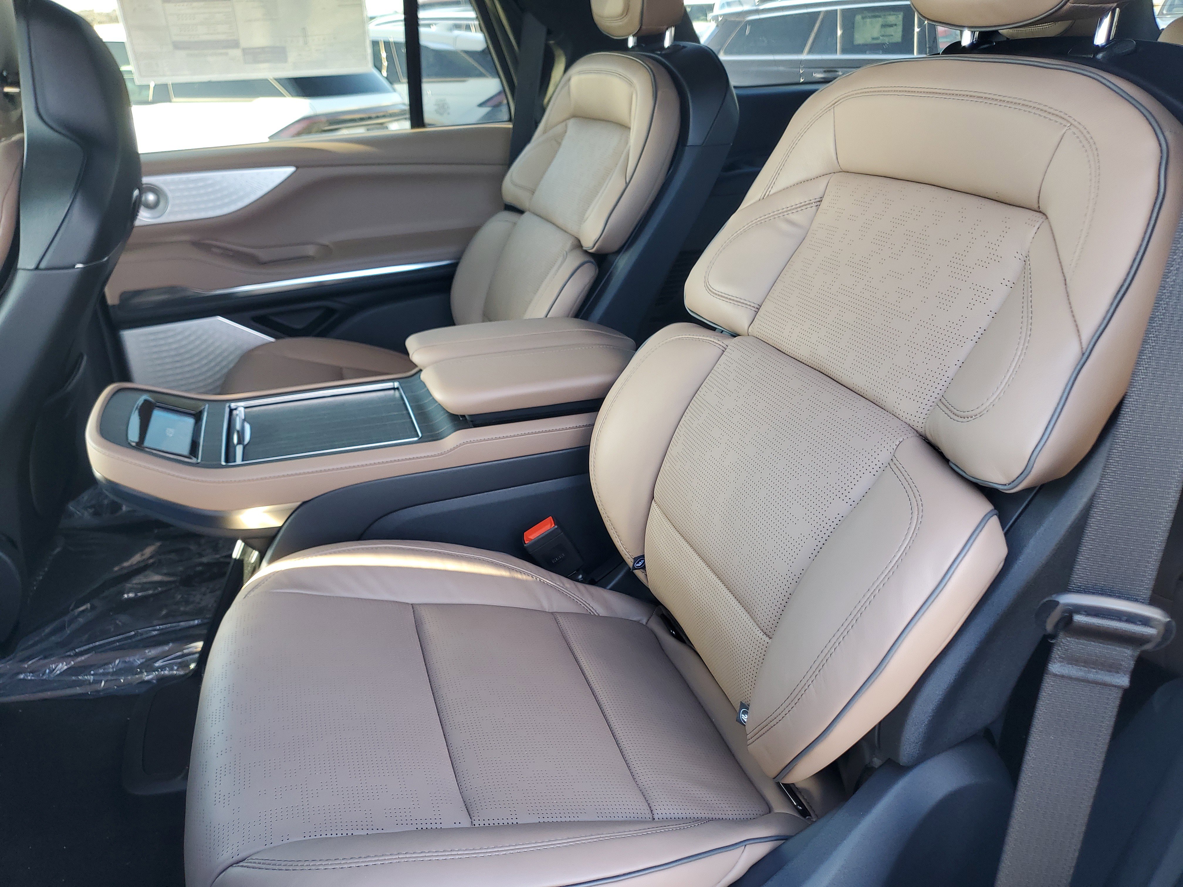 New 2026 Lincoln Navigator Reserve image 29