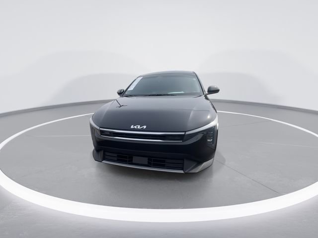 Used 2025 Kia K4 EX video 3
