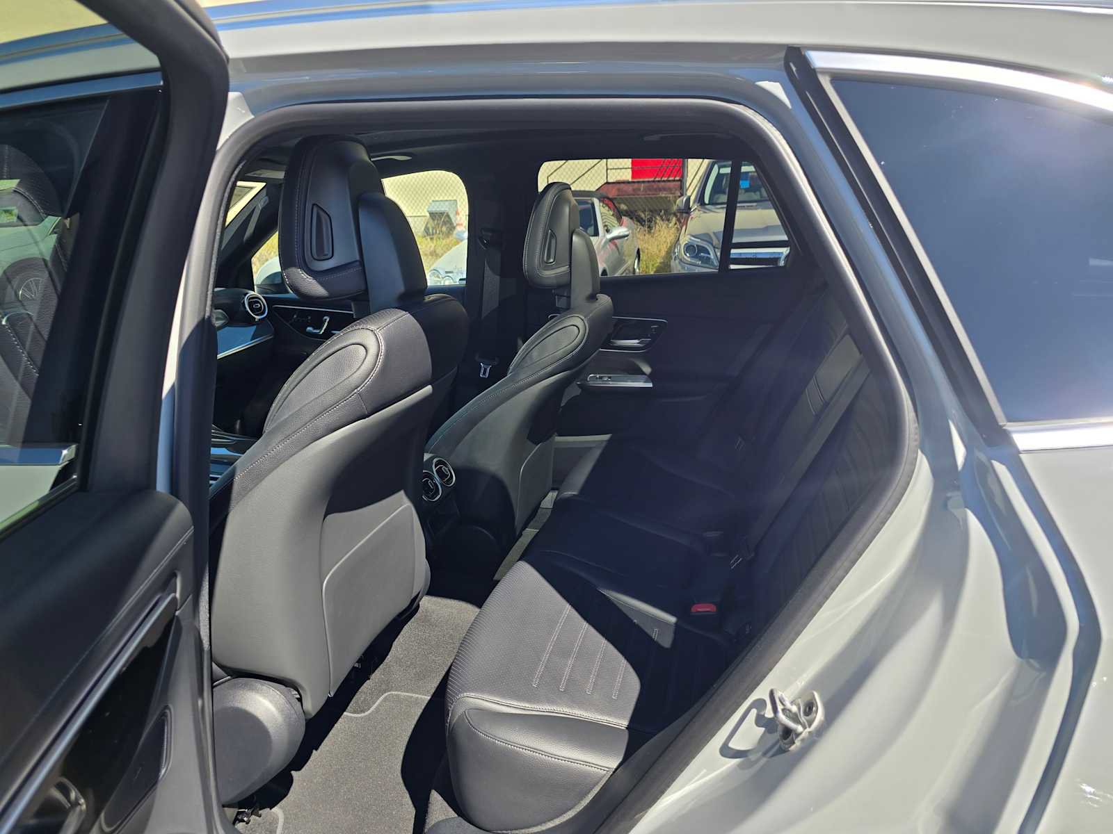 New 2026 Mercedes-Benz GLC 350e 4MATIC image 18