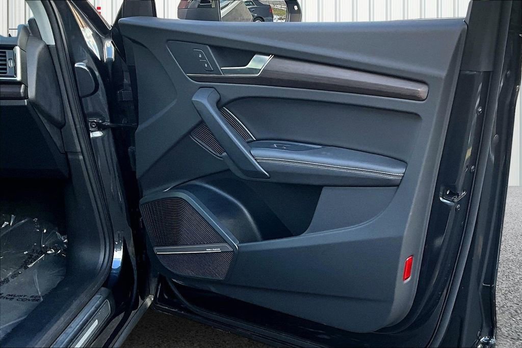 Used 2024 Audi Q5 2.0T Premium Plus w/ Premium Plus Package image 28