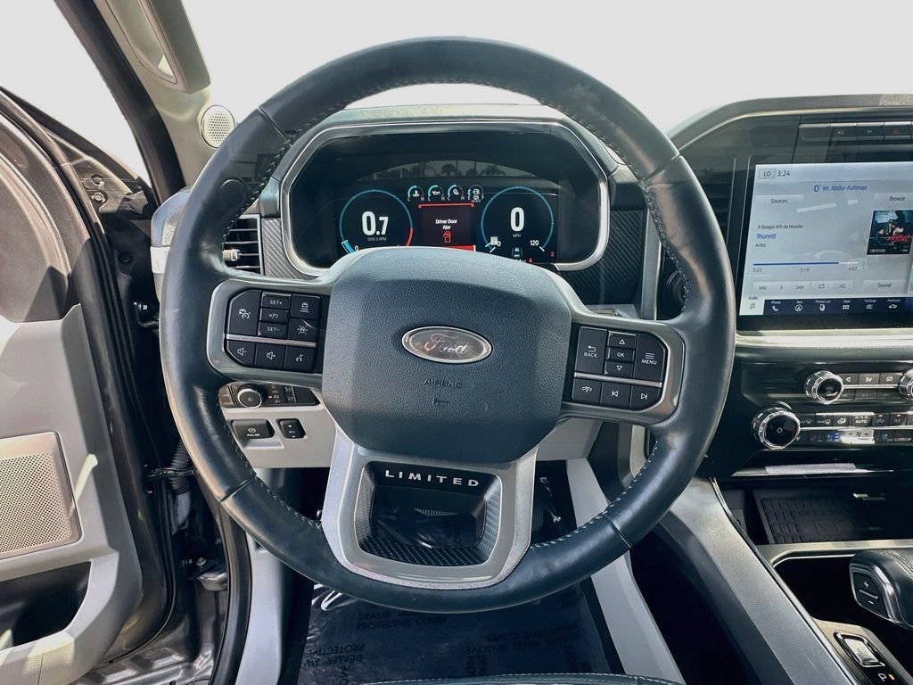 Used 2022 Ford F150 Limited AWD/4WD image 11