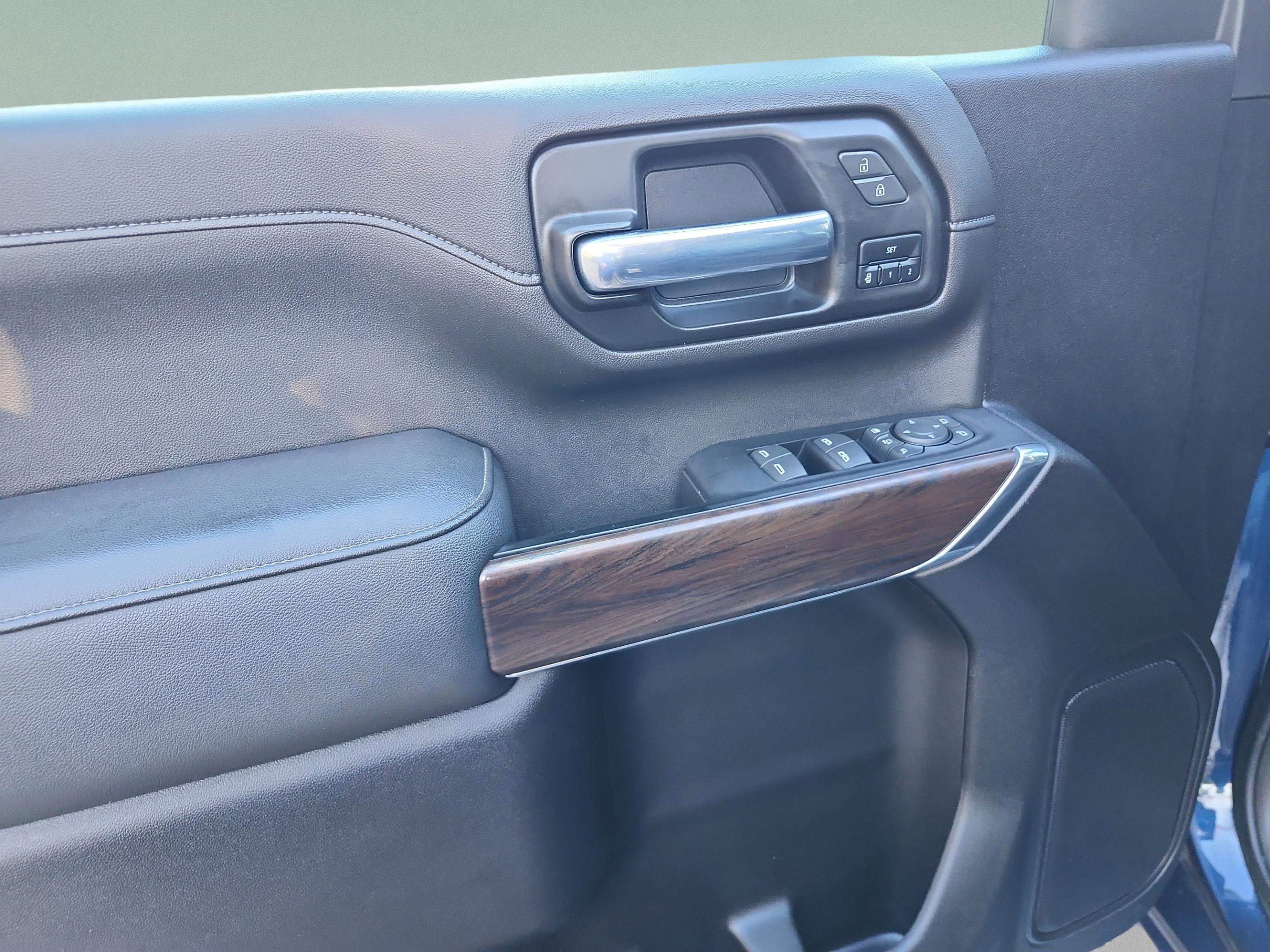 Used 2023 GMC Sierra 2500 SLT image 17