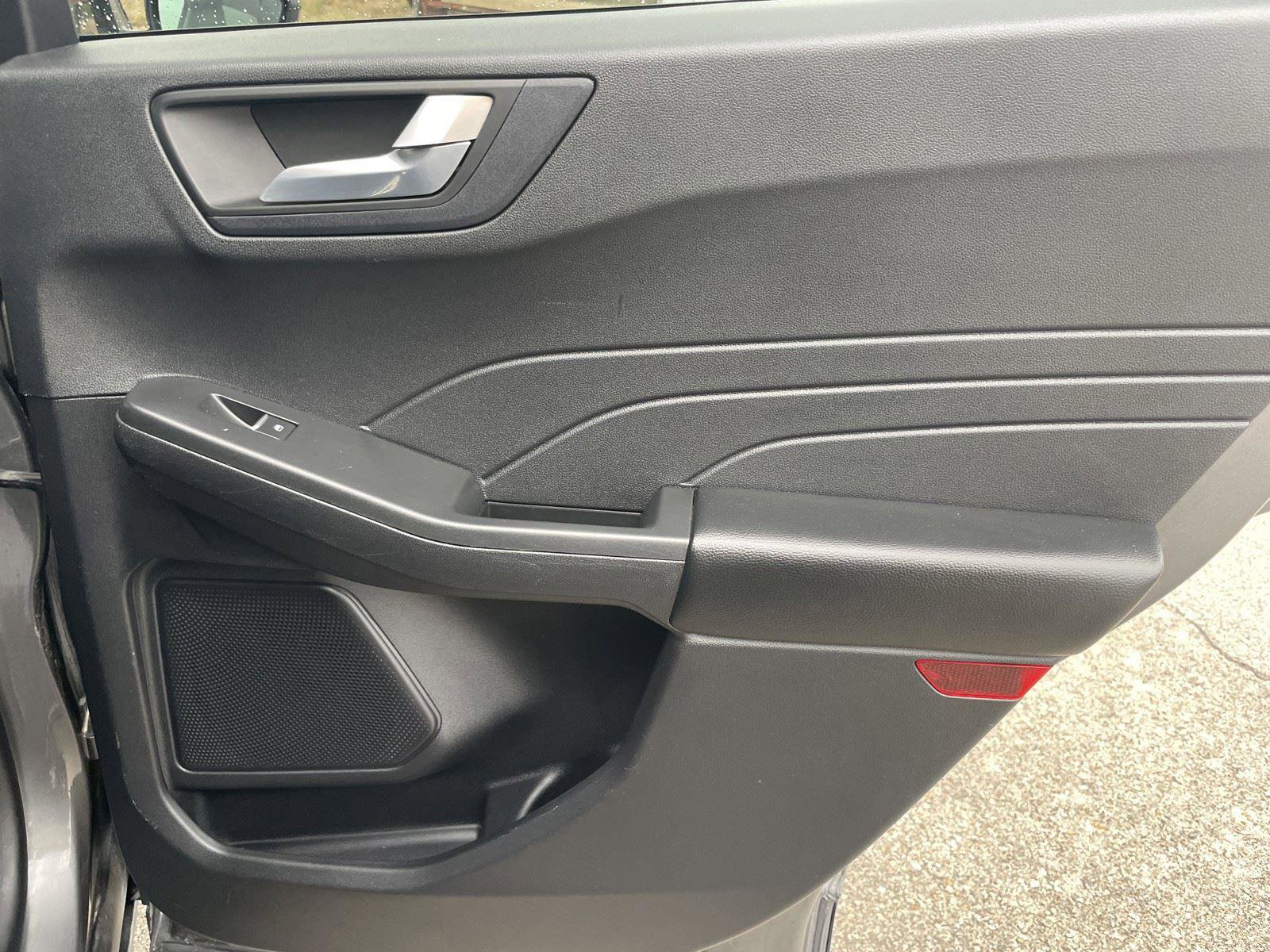 Used 2022 Ford Escape SEL image 27