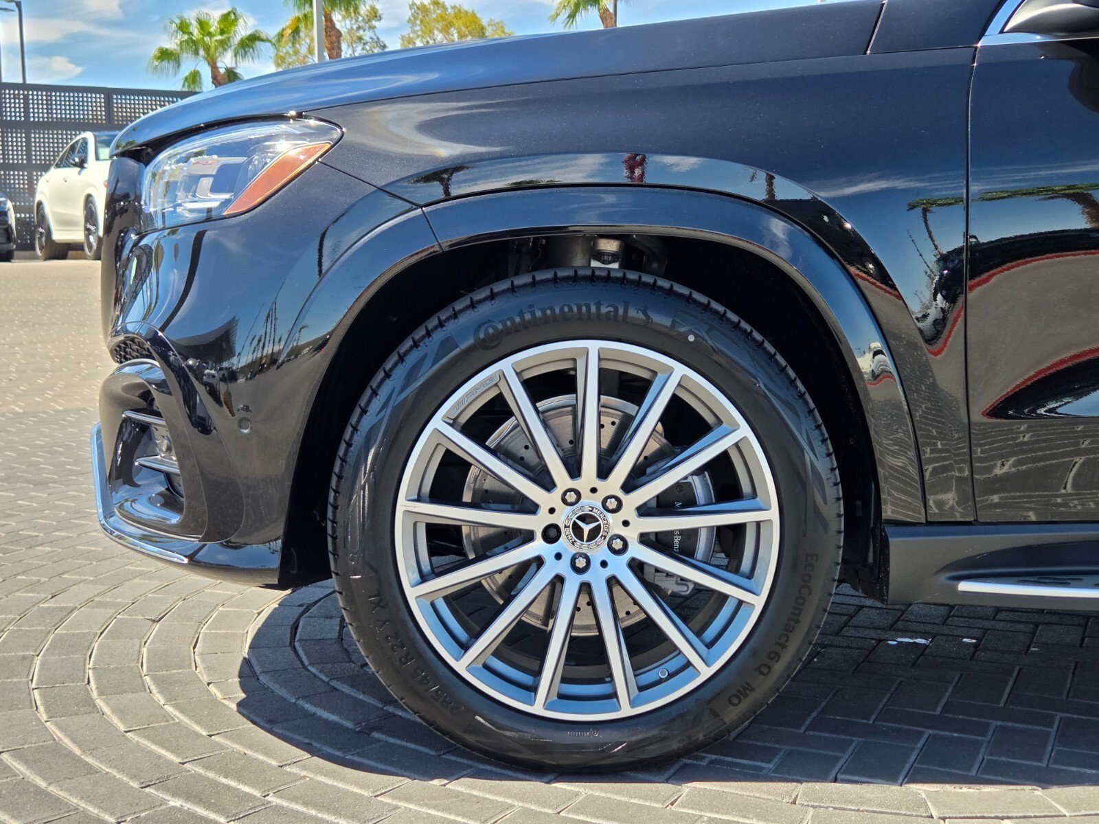 New 2026 Mercedes-Benz GLS 580 4MATIC image 10